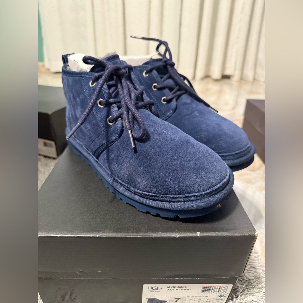 UGGs